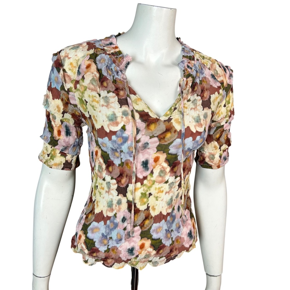 Rails Floral Top Small Paris Painted Floral V-Neck Crinkle Ruffle Sleeve - Picture 2 of 8